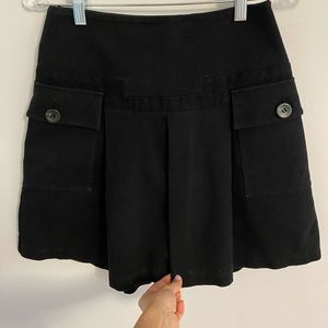 Diane Von Fostenburg pleated skir!